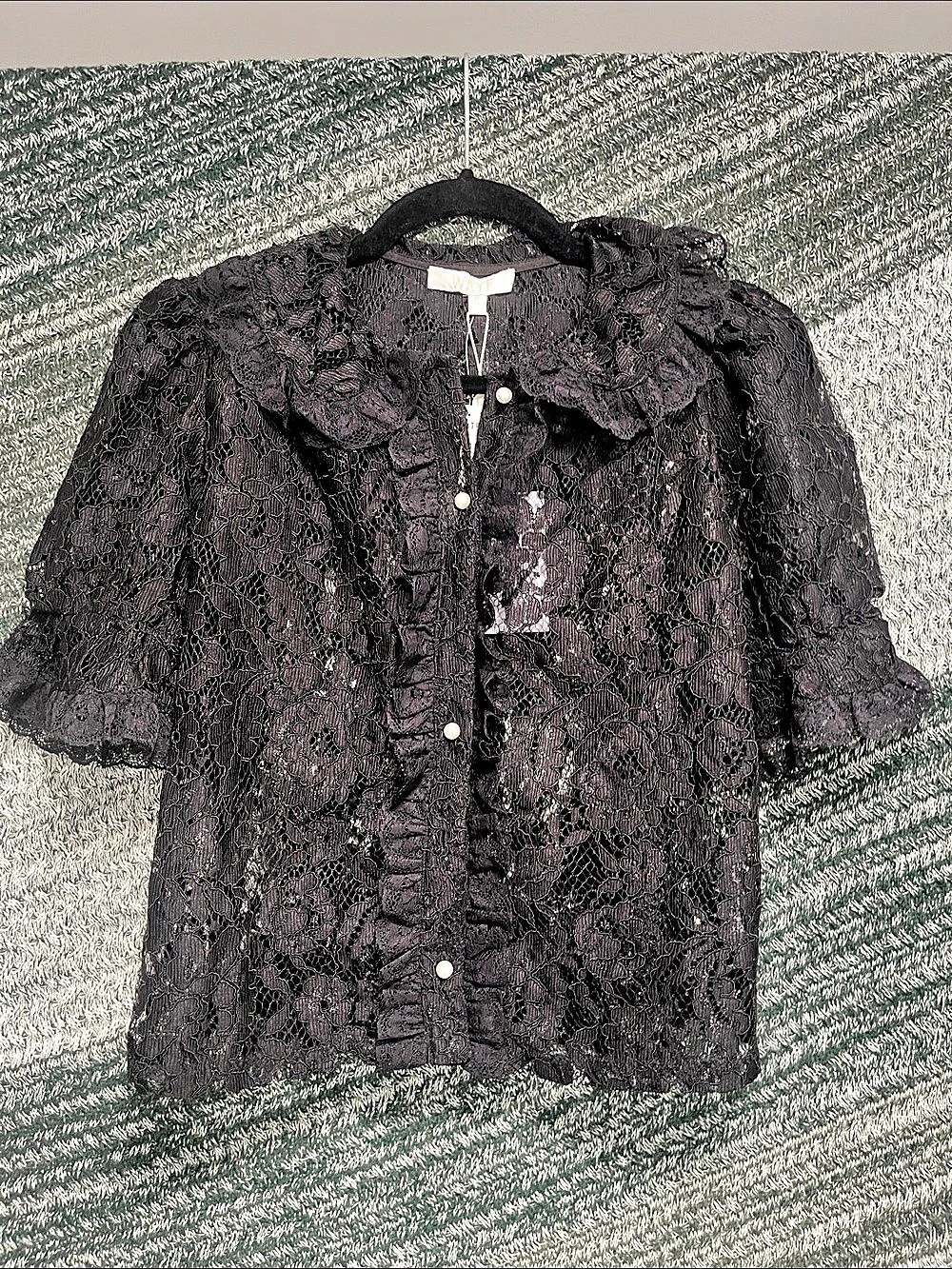 WAYF Black Floral Lace Blouse Size Medium NWT